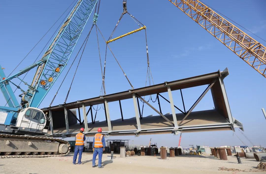 ᣡϩѽ¯ҡ Ͷ㶫ʯĿ