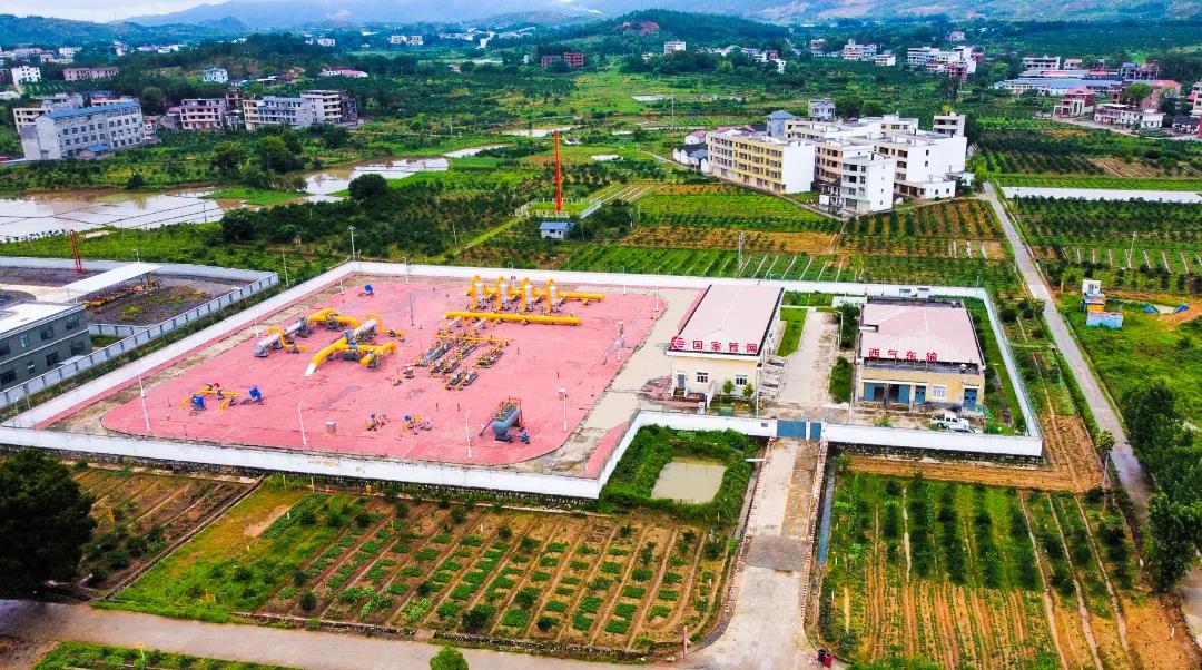 7000ڣ鶨˫̼Ŀ꣬Ϊ