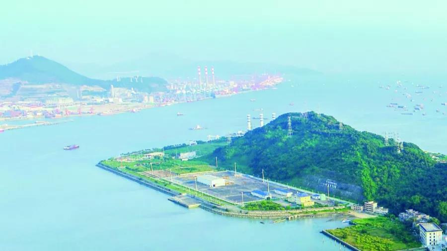 7000ڣ鶨˫̼Ŀ꣬Ϊ