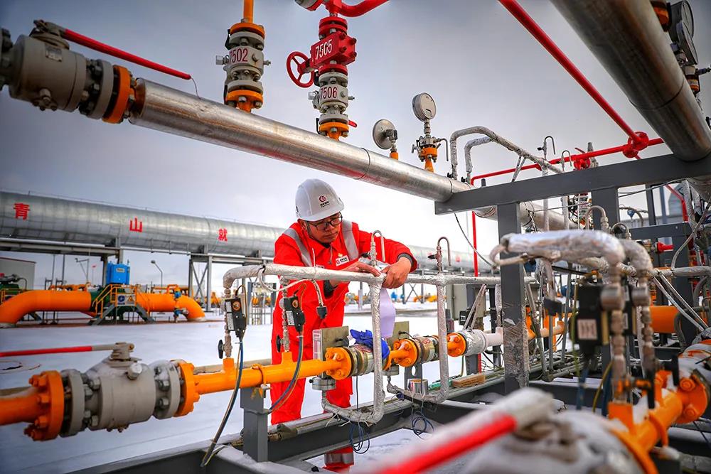 7000ڣ鶨˫̼Ŀ꣬Ϊ