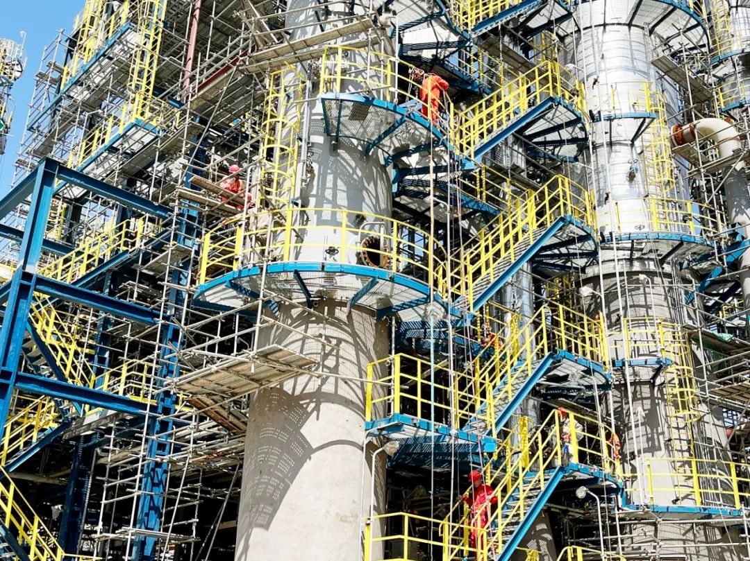 ս㶫ʯ | һ蹫˾53𡰴͡