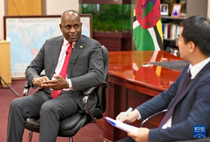 ߶˷̸йǶ˵ȫѡö˹